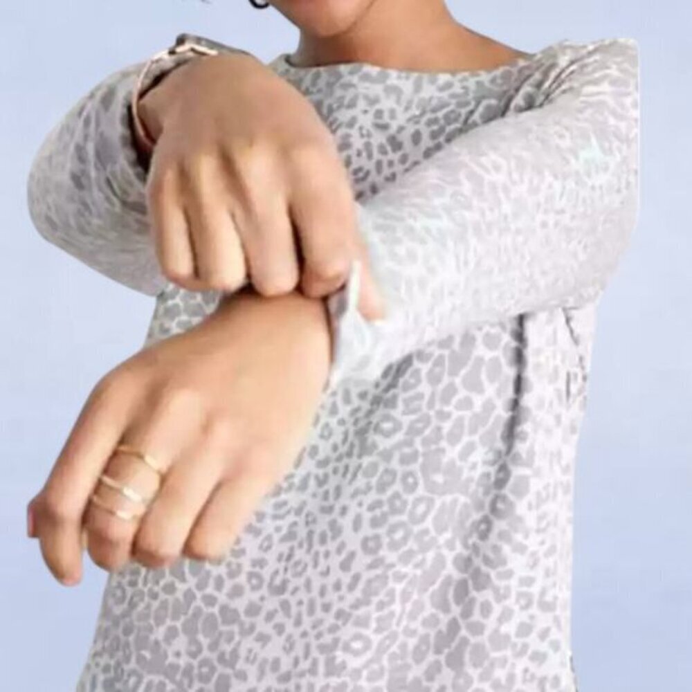 Stella & Dot Muted Gray Leopard Side Zip Insanely Soft Sweater - Size Medium